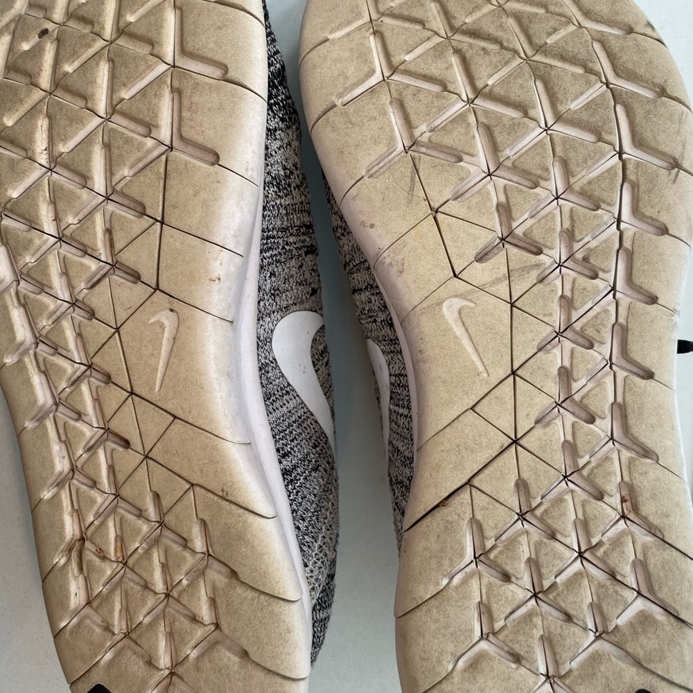 Grey Nike Free Running Sneakers - Picture 5 of 5